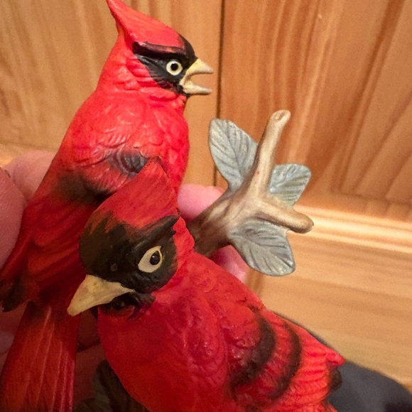Vintage LEFTON CHINA Cardinals Figurine on Branch Egg Nest Collection 02203 - Picture 6 of 10